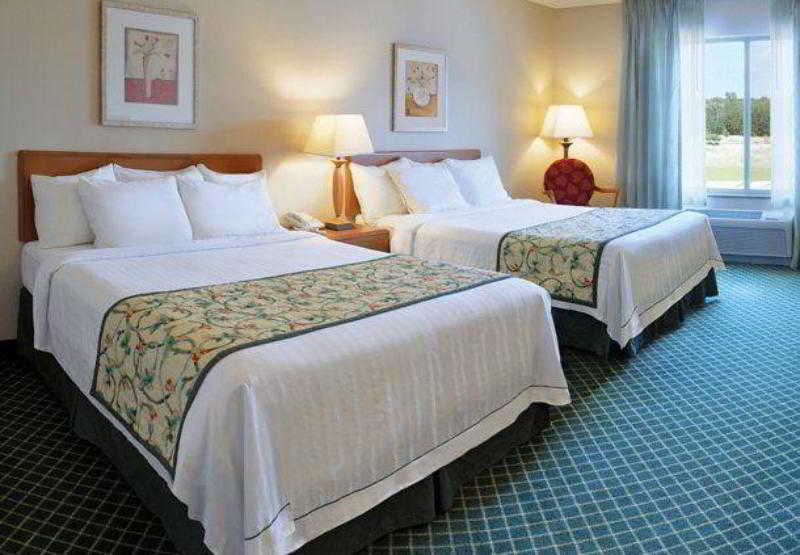 Fairfield Inn & Suites By Marriott Wausau Weston Экстерьер фото